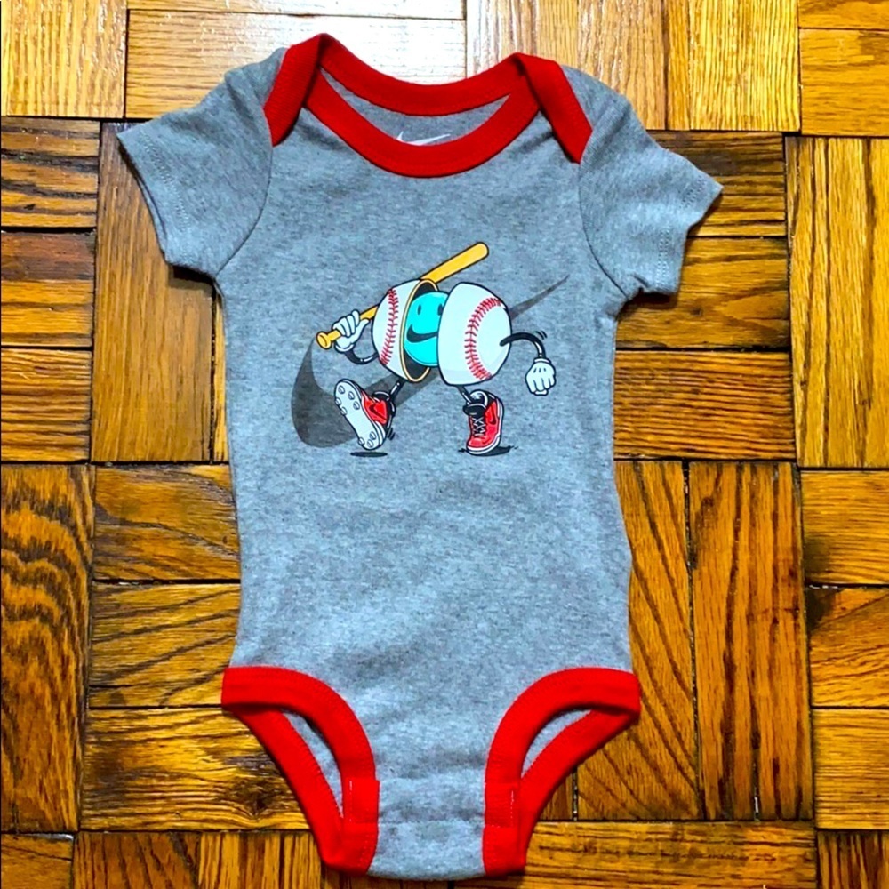 NWOT Nike baby gray bodysuit one piece 0-6 months